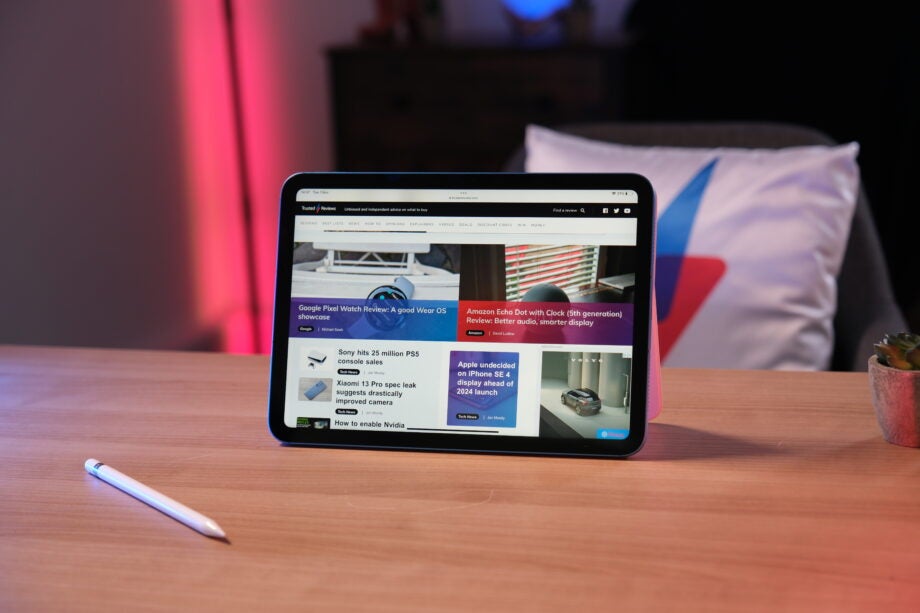 Apple iPad Pro 11" (2024) - Features & Pricing FoneZone.ae