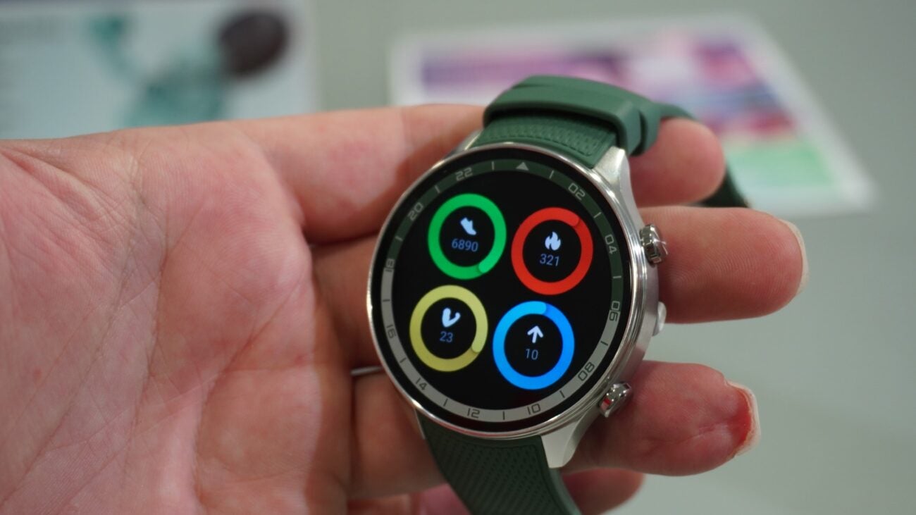 OnePlus Watch 2R: Elegant, Smart, and Powerful