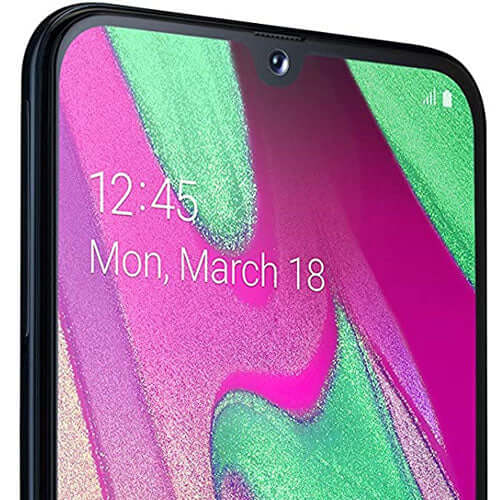 Samsung Galaxy A40 Dual Sim Black - front camera